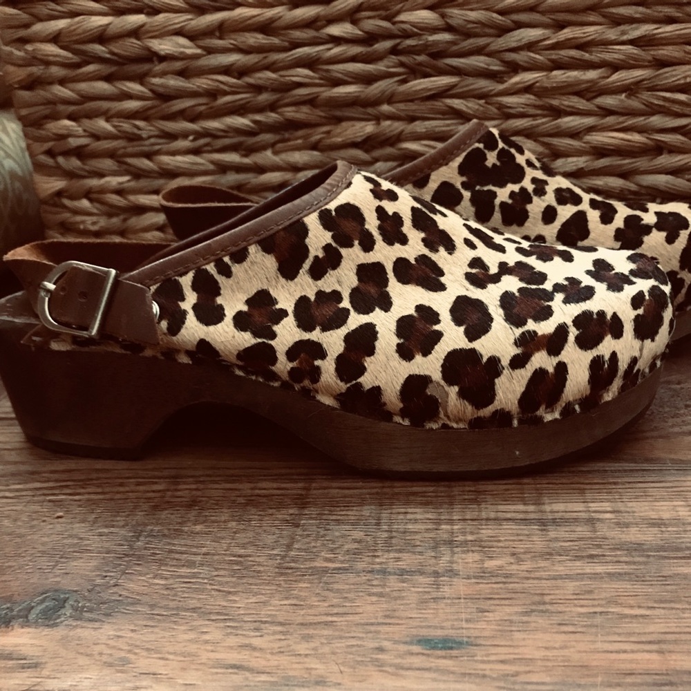 Hanna Andersson Women’s Clogs